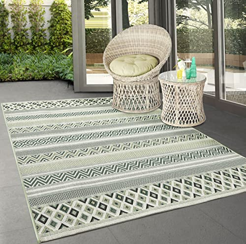the carpet Machka - robuster Outdoor Teppich, modernes Design, Wetterfest & UV-beständig, für Balkon, Terrasse und Wintergarten, auch für Küche oder Esszimmer geeignet, Grün, 60 x 110 cm