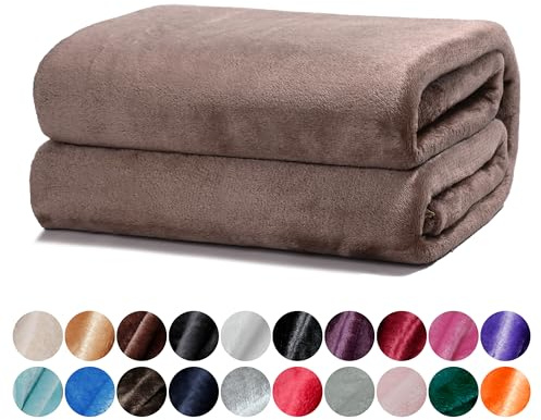 DALINA Textil - Manta para Sofá pequeña 130x160cm - Manta Terciopelo - Manta Ligera Franela para Sofá, Cama, Viaje, Sala de Estar (MARRÓN Claro)