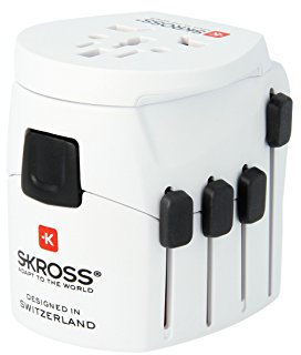 S-Kross World Travel Adapter 3 in a retail box - white