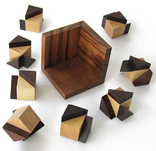 SUPER 8 casse tête à partir de 8 ans, jeu en bois massif, normes CE. Difficulté 3/6 marque française Le Délirant, un puzzle de 8 pièces à démonter et assembler de nouveau, solution fournie en français