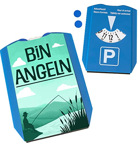 speecheese Bin Angeln Bedruckte Parkscheibe mit Anglermotiv und Zwei Einkaufswagenchips als Geschenk für Fischer die oft mit dem Auto zum Angeln Fahren um dort die Rute in den See zu werfen