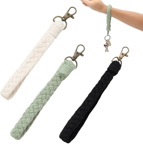 TRUEIN 3-teilige Boho Geflochtene Schlüsselanhänger, Handgefertigt mit Armband und Makramee-Design, Kurz Boho Lanyard (Weiß, Schwarz, Sojagrün)