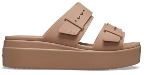 Crocs Damen Brooklyn Buckle Low Wedge Sandal, Latte, 36/37 EU