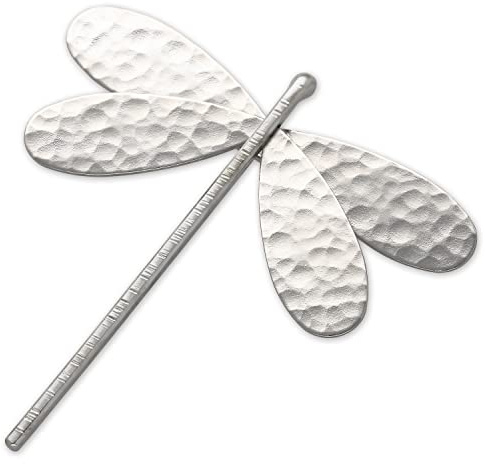925 Sterlingsilver Slända-Brosch för Damer - Naturinspirerad Form med Hamrad Textur, ett Bestående Symboliskt Smycke med Uttryckskraft, i Presentask, handgjord av Emmanuela