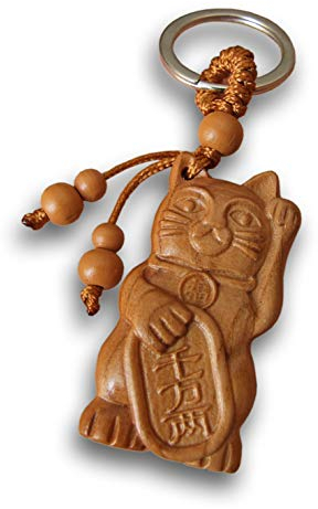 LivelyBuy Lucky Cat Keyring Maneki Neko Fortune Wooden Engraving Animal Keychain Talisman