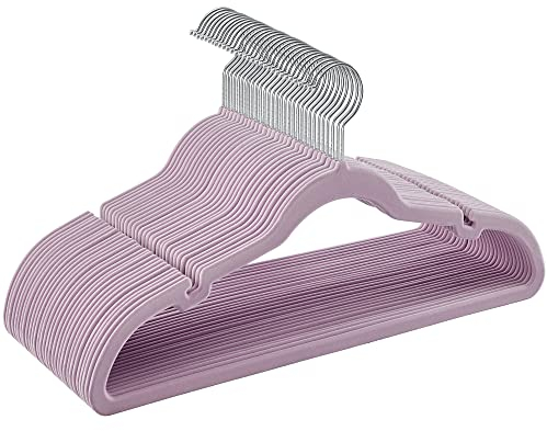 SONGMICS Kleiderbügel Samt, 30er Set, Bügel, rutschfest, mit Einkerbungen im Schulterbereich, Steg für Hosen, um 360° drehbarer Haken, platzsparend, 0,6 cm dick, 43 cm breit, zartlila CRF029GP03