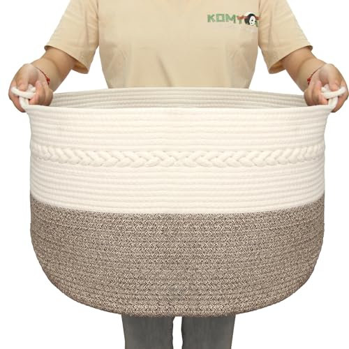Goodheim Großer Wäschekorb aus Baumwolle XXL, Geflochtener, faltbarer & waschbarer Aufbewahrungskorb für Wäsche, Handtücher mit Handgefertigten Griffen Braun&Weiß 50x50x33cm