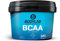 Bodylab24 BCAA 120 capsule, 1200 mg di BCAA in rapporto 2:1:1 per porzione, contiene L-Leucina, L-Isoleucina e L-Valina, facile da dosare grazie alla pratica forma in capsule