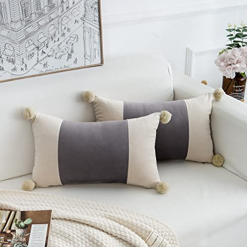 FabThing 2er-Set Kissenbezug Dekorative Kunstleder Rechteckig mit Pom Poms Kissenhülle Sofakissen Dekokissen Einfarbig für Sofa Schlafzimmer 30x50cm Grau
