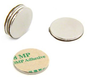 Magnete Neodimio N42 Adesivo Per Arti, Artigianato, Produzione Di Modelli, Fai -Da -Te, Hobby, Ufficio E Casa - 20mm Dia x 1,5mm - 2kg Di Tiro A Nord - Pacchetto Di 4