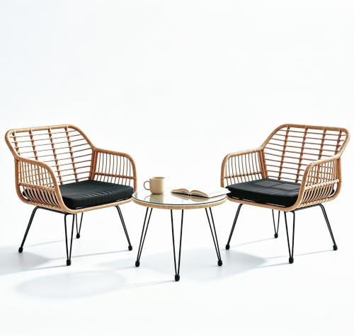 Garvee Ensemble Bistro Rotin 3 Pcs Extérieur, 2 Chaises Coussinés et Table | Table Verre Sécurit, Chaises avec Coussins Hydrofuges, Résistant UV Parfait pour Balcon, Terrasse et Jardin