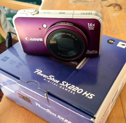 Canon PowerShot SX220 HS Digitalkamera (12 MP, 14-fach opt. Zoom, 7,6cm (3 Zoll) Display, Full HD, bildstabilisiert) purpur