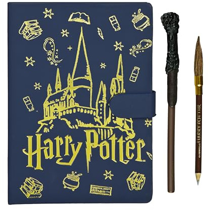 Undercover - Juego de cuaderno A5 de Harry Potter – Cierre magnético, 80 hojas de papel FSC, lápiz mágico y lápiz con diseño de escoba – Elegante juego de escritura para notas y creatividad