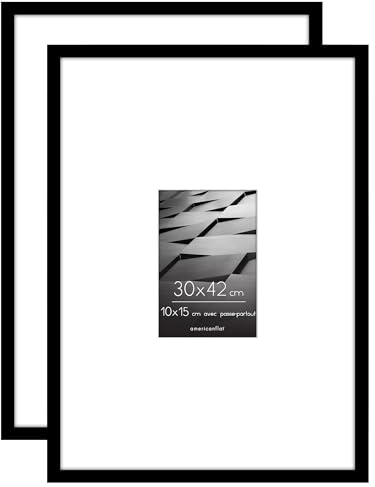 Americanflat Cornice 30x42 cm Nera - Set di 2 Cornici Foto 10x15 cm con Passepartout o 42x30 cm Senza Passepartout - Portafoto con Bordo Sottile in PVC e Pannello Protettivo in Plastica