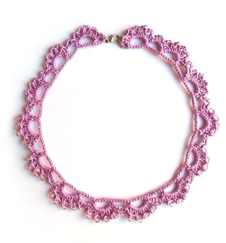 collana lilla da donna, Gioielli all'uncinetto, girocollo di pizzo con cristalli di vetro, Made in Italy, Bijoux da donna, Lavorazione Artigianale