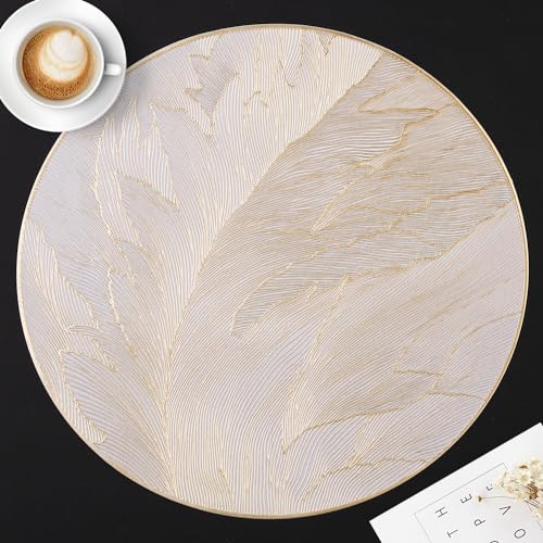 FAVE Lot de 6 Sets de Table Ronds en Vinyle à Motif Plume - Set de Table Lavable， Antidérapants - Or - Décoration de Table pour Fêtes (Lot de 6, Plume Dorée)
