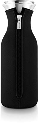 EVA SOLO Carafe de réfrigérateur | Design scandinave | 1 litre – 1,0 l | Verre borrosilicate | Acier inoxydable | Silicone | Passe au lave-vaisselle | 100% anti-goutte | Black Woven