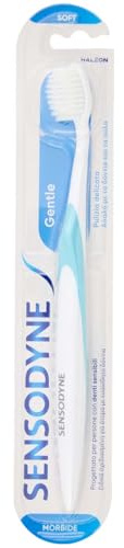 Sensodyne Spazzolino Gentle, progettato per persone con denti sensibili, setole soft