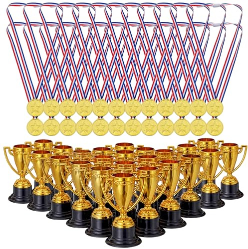THE TWIDDLERS Set di 48 Coppe e Medaglie per Bambini (24 Mini Trofei, 24 Medaglie Color Oro) – Set Premio per Feste di Compleanno, Giochi per Bambini, Attività Scolastiche e Gadget