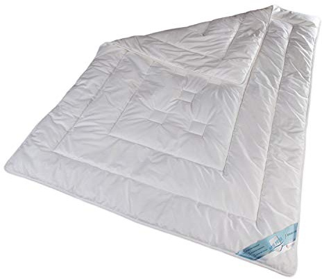 Schlafmond Aktimed Naturfaser Allergiker Sommerdecke 135x200 cm - Atmungsaktive Bettdecke 135x200 - Premium Sommer Bettdecke aus Baumwolle - Made in Germany