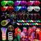 Pulseras Luminosas Fluorescentes 82 Piezas, 6 Gafas Led Festa, 50 Palos Luminosos para Fiestas con 20 Luces de Dedo, 6 Diademas LED, Barras Luminosas Fluorescentes para Boda Neon Fiesta Cumpleaños