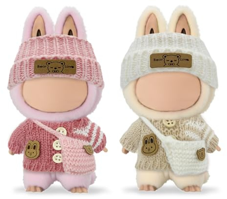 GYIOFAI 2 Ensembles Vêtements de Poupée en Peluche de 17 cm, Ensemble de Vêtements Tricotés pour Poupée avec Chapeau Vêtements Sacs à Dos, Accessoires pour Poupées Mignons (Blanc, Rose)