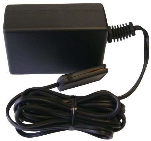 Scalextric P9401 Transformateur EU 15V - 1.2 Amp (embout carré)