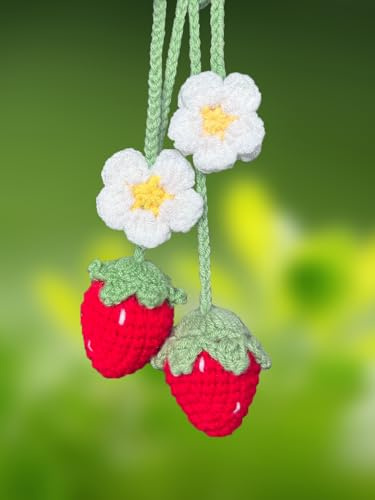 KIAYOO Pendentif de Rétroviseur de Voiture Fraise Tricotée, Décoration Voiture Mignonne pour Rétroviseur, Accessoire Intérieur de Voiture Cadeau d'Anniversaire Noël Nouvel An pour Filles Femmes Amies