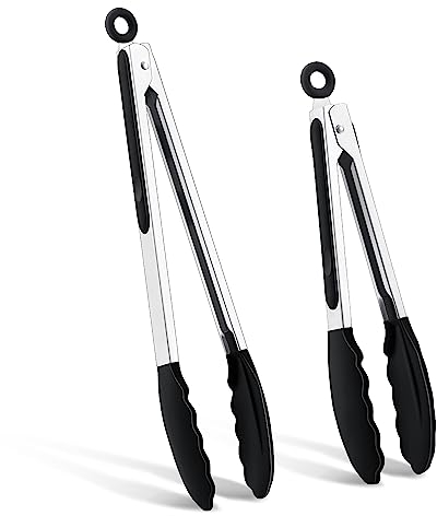Joyfair - Set di 2 pinze da cucina in acciaio inox, 34 cm e 26 cm, pinza per pasta con punte in silicone antiscivolo e manico, resistente al calore, per barbecue, cottura e cottura – nero