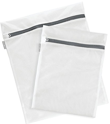 iDesign Mesh Laundry Bags with Built in Zipper for Cleaning Delicates– Set of 2, 1 Medium and 1 Large Bag, White
