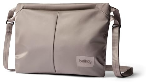 Bellroy Laneway Sacoche (borsa a tracolla versatile/side bag piatta, borsetta da viaggio sottile per passaporti, telefono e piccoli oggetti essenziali) - Fawn