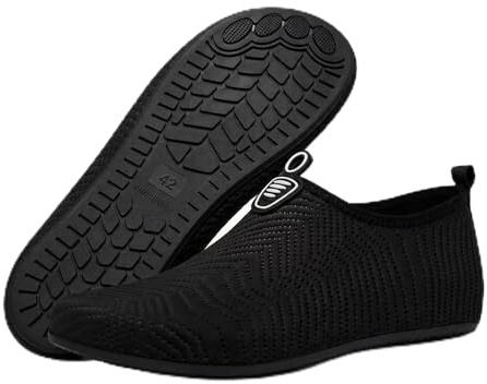 NWDEY Water Shoes for Men Women Quick-Dry Beach Shoes Lightweight Breathable Barefoot Aqua Socks Swim Shoes for Surfing Pool Sea (Black, Adult, Men, 10, Numeric, UK Footwear Size System, Medium)