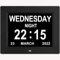 Yuanzeco Sveglia con giorno e data per anziani, 3 display, calendario digitale, cornice per foto, display dimmerabile automatico, 15 opzioni di sveglia, orologio con giorno e mese non abbreviati