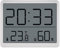 EMOS digitales Raumthermometer und Hygrometer mit Uhr zum Aufstellen/Aufhängen/Magnethalterung - LCD Display mit Anzeige von Mindest- und Höchstwerten, Datum, Wecker - inkl. Batterie - weiß