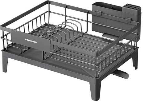 SONGMICS Scolapiatti, Portapiatti da Cucina, Beccuccio Estensibile e Girevole a 360°, Raccogligocce, con Portaposate, 31 x 42 x 18,5 cm, Grigio Antracite KCS550GT01