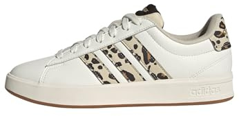 adidas Women's Grand Court 3.0, Crystal Linen/Aurora Coffee/Matte Gold, 5