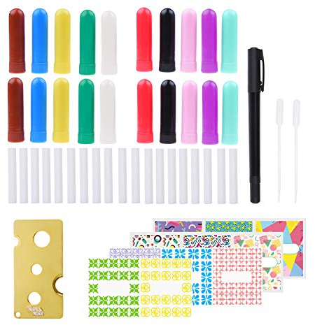 Kare & Kind Nasal Inhalerrör – kit innehåller: 20 tomma näsinhaleringsrör (med vekar), 20 extra vekar, 1 öppningsverktyg, 44 skrivbara klistermärken, 2 mini-droppare och 1 penna