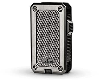 Mechero-Encendedor Colibri-Rally-en metal -llama Jet a prueba de viento, para cigarrillos y puros.Recargable. Funciona con gas butano(no incluido). Se envía en estuche de regalo. Dos años de garantía.