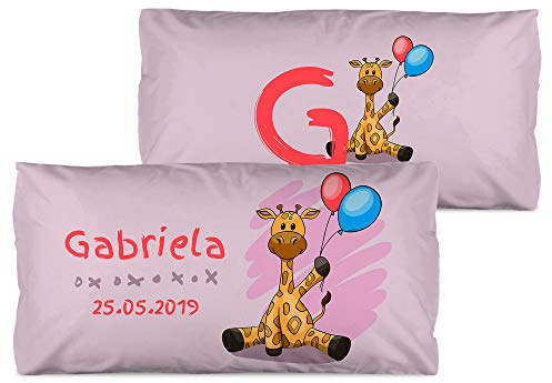 LolaPix Cojin Infantil Guardería Rectangular Personalizado con Nombre. Regalos Infantiles. Relleno Incluido. Varios Diseños a Elegir. Distintos tamaños a Elegir. Jirafa Rosa