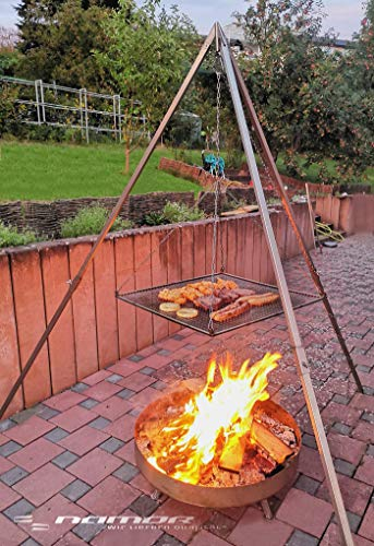 Schwenkgrill aus Edelstahl von Namor | Dreibein Edelstahl | Hängegrill | Set Dreibein + Grillrost 50 x 50 cm | Rostfrei made in Germany