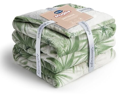 Silentnight Snugsie Giant Blanket - Fleece Throw Plush Blanket Super-Sized with Warm Sherpa Fleece Inside Reversible for Whole Family Sofa Couch Bed, 240x180cm, Winterluxe Green