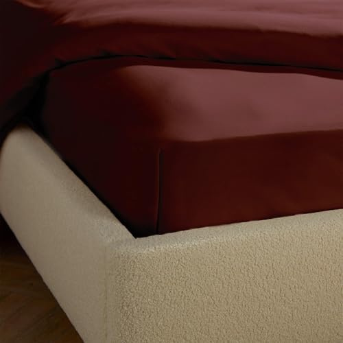 Silentnight Brushed Cotton Bed Linen - Soft Velvety Touch 100 Percent Cotton - Cosy Warmth Feel for Colder Nights - Breathable Lightly Brushed Hypoallergenic (Burgundy, King, Fitted Sheet)