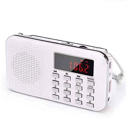 PRUNUS J-908 Am/FM Radio Portatil Pequeña Recargable, Radio Pequeña Digital con Linterna LED, Reproductor de TF/USB/AUX /MP3, Radio Bateria Recargable de 1200 mAh (Blanco)