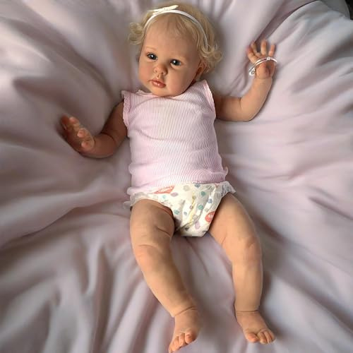 RXDOLL Reborn babydockor flicka 61 cm verklighetstrogen nyfödd babydocka realistisk småbarn docka mjuk vinyl och tyg kropp verkliga livet babydockor med leksak och tillbehör för barn i åldern 3 +