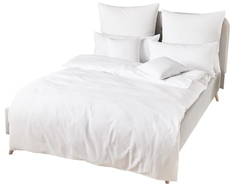 Traumschlaf Hotelbettwäsche • Kochfest & Chlorfest • Mako-Satin aus 100% Baumwolle • Weiß mit Streifen • Pflegeleicht & Atmungsaktiv • 1 Bettbezug 240 x 220 cm + 2 Kissenbezüge 40 x 80 cm