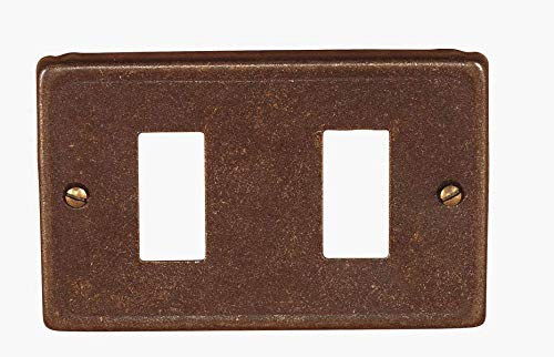 Cubierta para interruptor eléctrico antigüedad línea Il Forgiato Made in Italy acabado óxido universo con 2 agujeros serie Magic B-Ticino agujeros tornillos distancia universal 95 mm