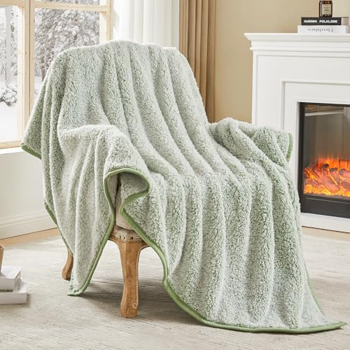 EMME Kuscheldecke Sherpa Decke 230x230 Dicke Warm Flauschig Salbei Sofadecke
