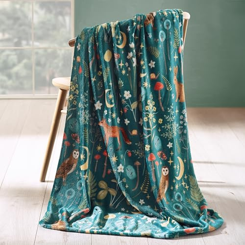 Catherine Lansfield Enchanted Twilight Animals Cosy Fleece 130x170cm Blanket Throw Forest Green