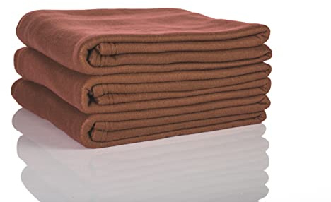 Glart Oeko-Tex fleecefiltar set om 3 i chokladbrun, storlek 130 x 160 cm, 200 g/m². Perfekt som sofffilt, gosig eller picknickfilt