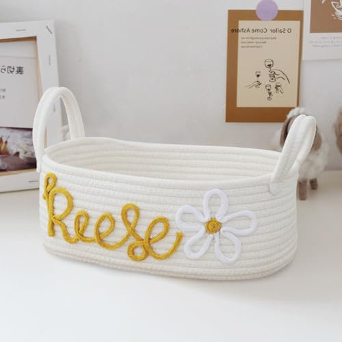 Personalisierte Geflochtene Aufbewahrungskörbe Mit Namen Aufbewahrungskorb für Babyspielzeug und Kleidung Baby Windel Caddy Organizer Geschenke für Babyparty (30 * 15 * 9cm)